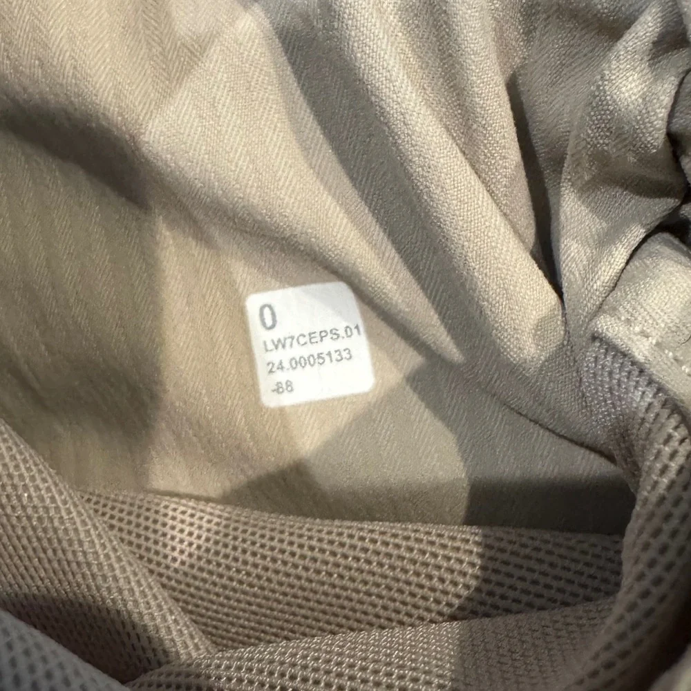 Lululemon Dance Studio High-Rise Short 3.5" - Picture 6 of 7